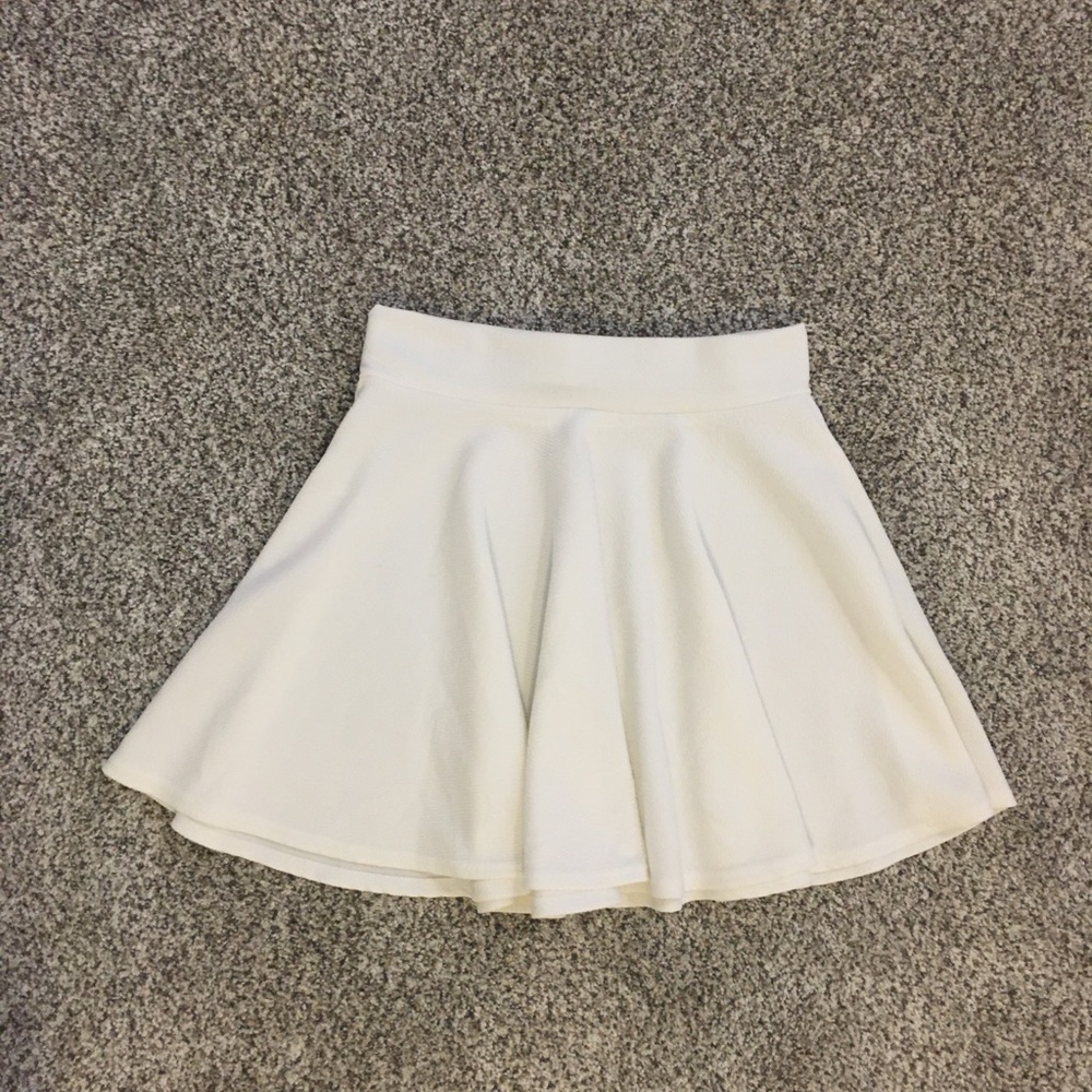 White Short Skirt!